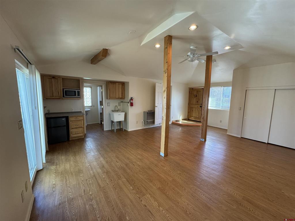 210 W Coronado Property Photo 18