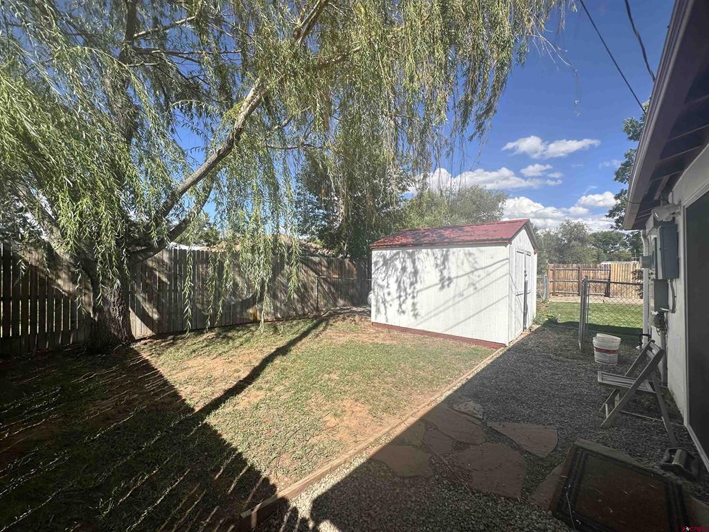 210 W Coronado Property Photo 23