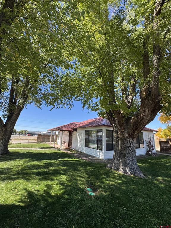 210 W Coronado Property Photo 34