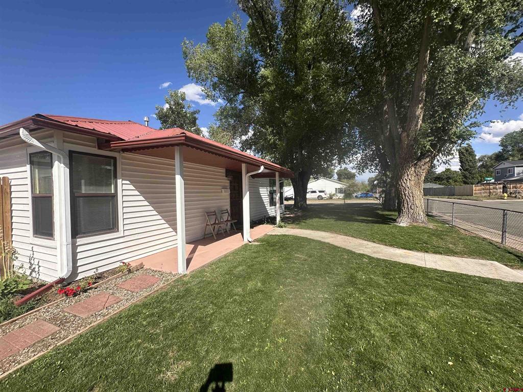 210 W Coronado Property Photo 40