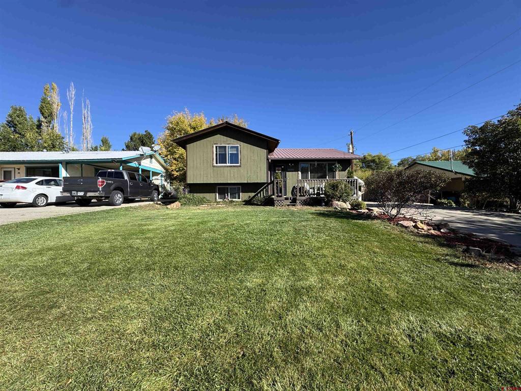 8 W Tenth Street Property Photo 3