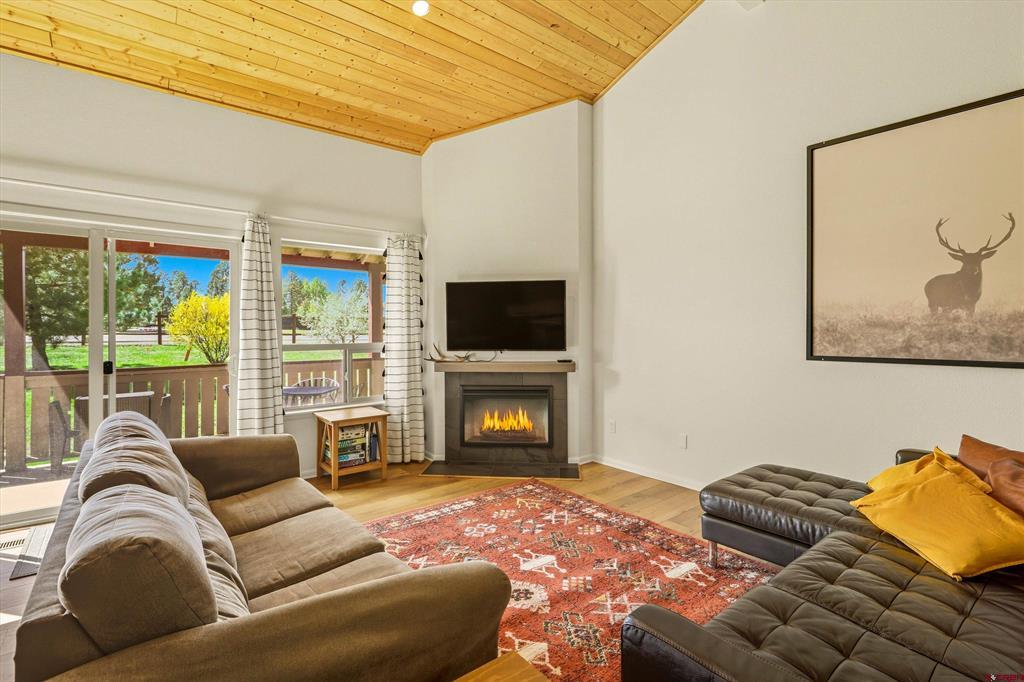 217 Pinon Causeway Property Photo 3