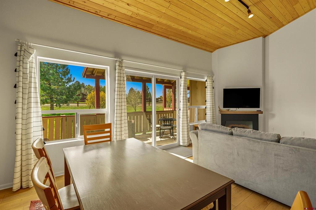 217 Pinon Causeway Property Photo 15