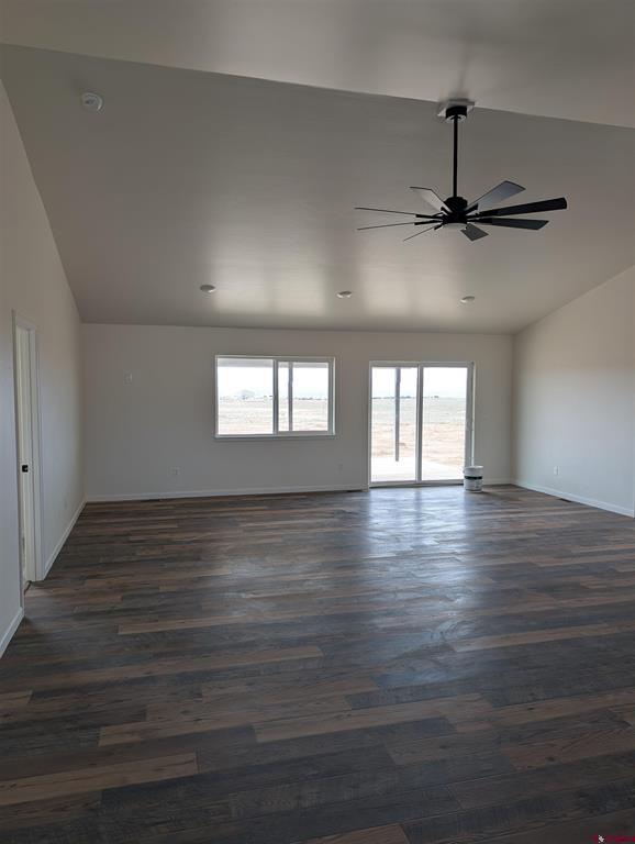 20194 Lilac Court Property Photo 5