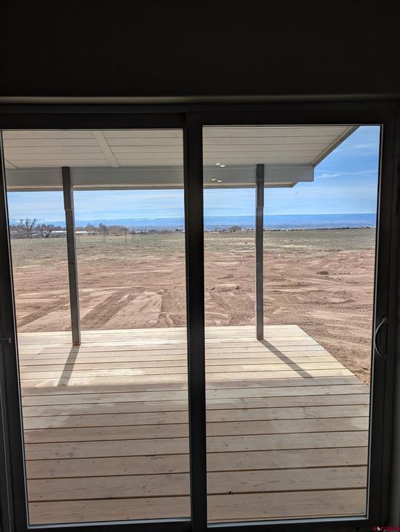 20194 Lilac Court Property Photo 6