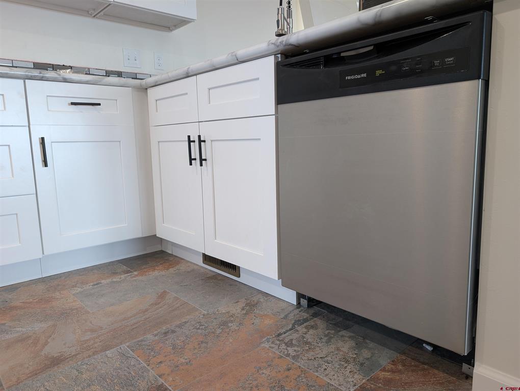 20194 Lilac Court Property Photo 11