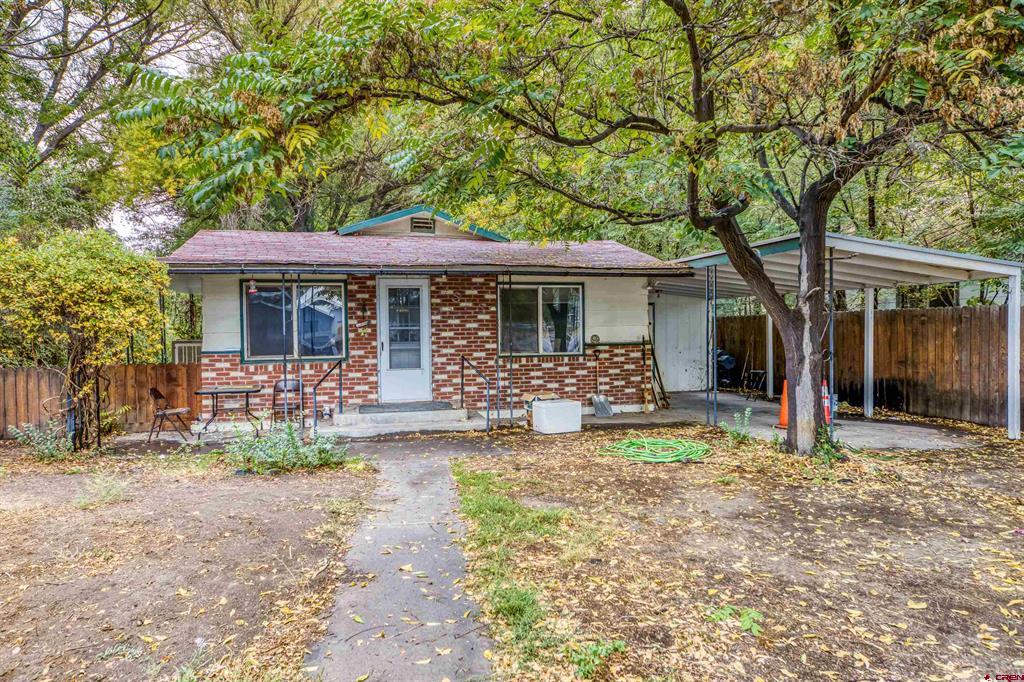 1515 Bluff Street Property Photo 4