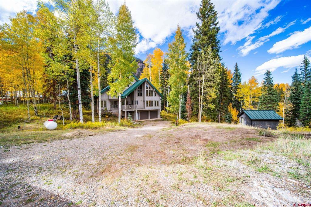 201 Columbine Drive Property Photo 15
