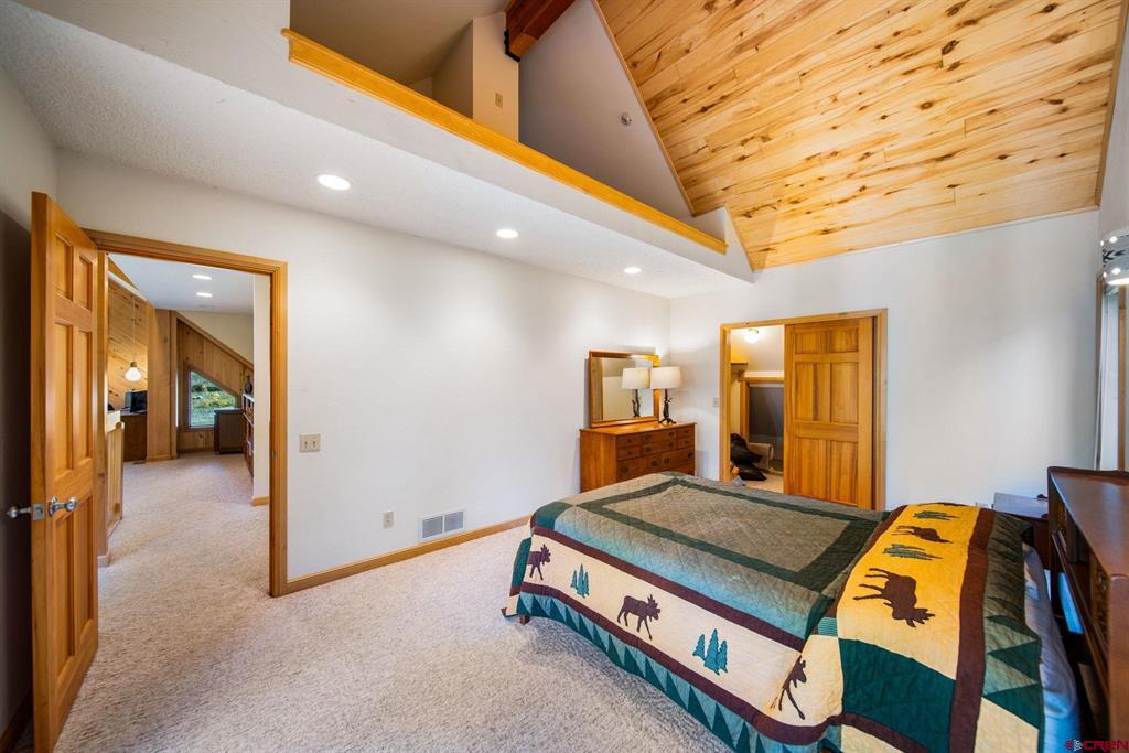 201 Columbine Drive Property Photo 25
