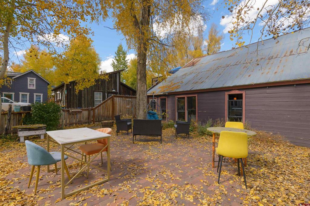 517 Second Street Property Photo 8