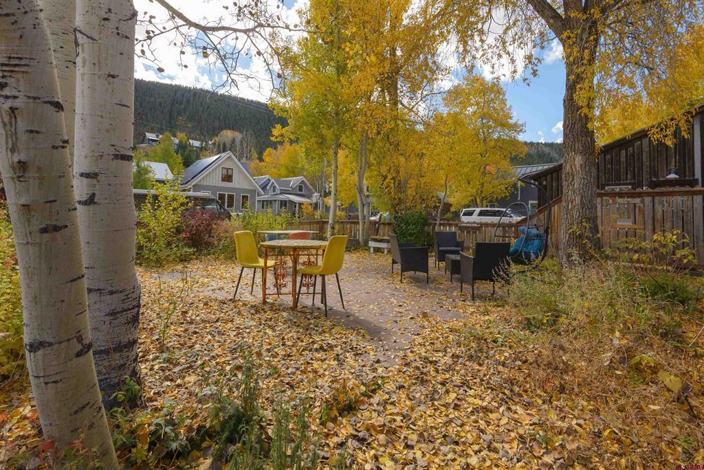 517 Second Street Property Photo 9