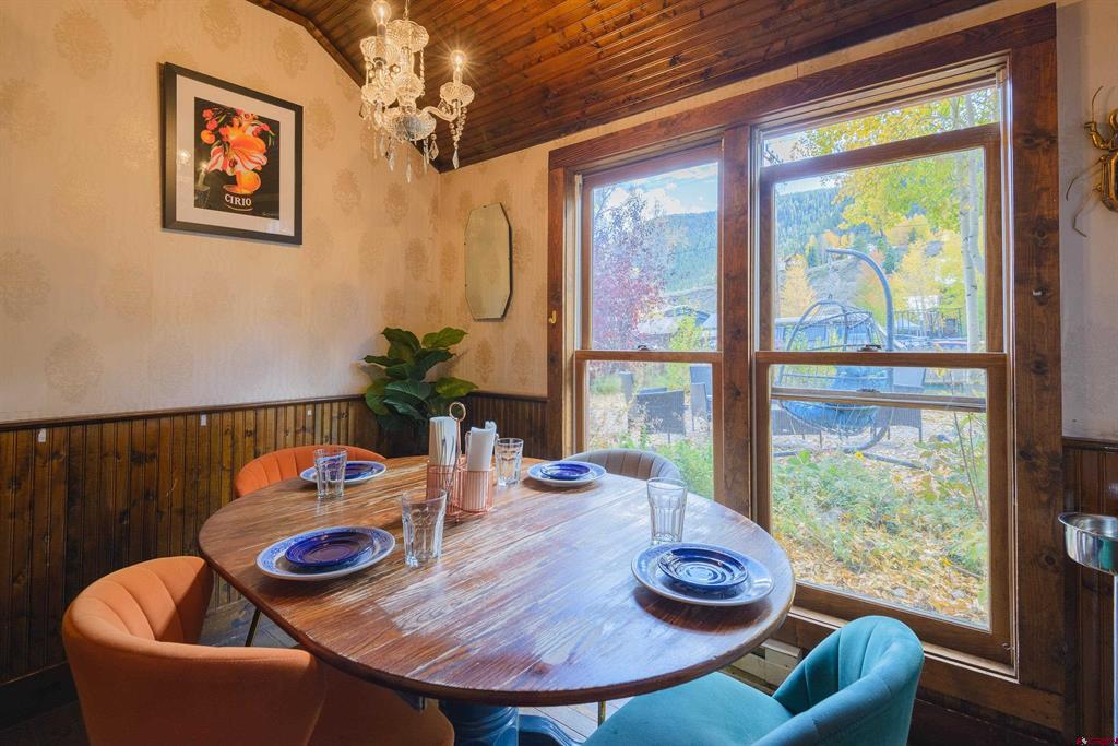 517 Second Street Property Photo 12