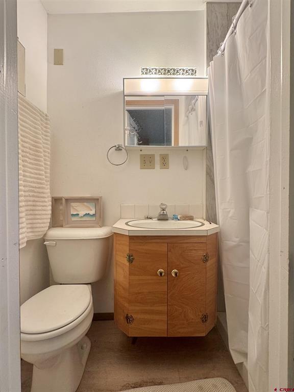 631 Second St Property Photo 18