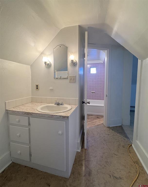 631 Second St Property Photo 26