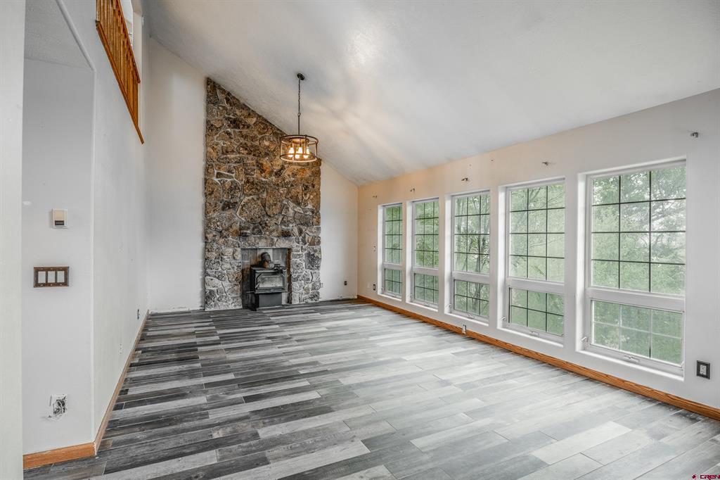 17377 Breeze Road Property Photo 3