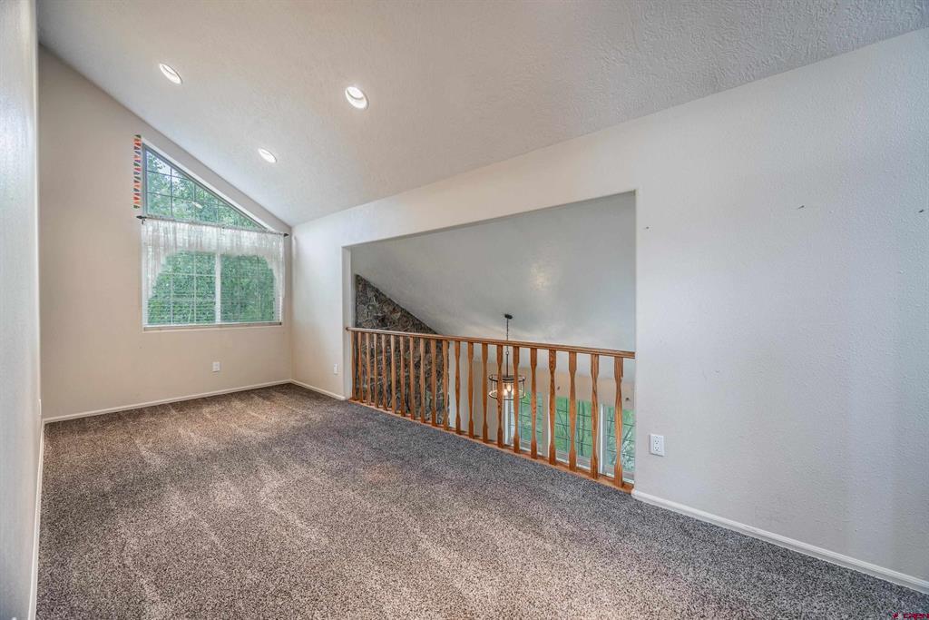 17377 Breeze Road Property Photo 4
