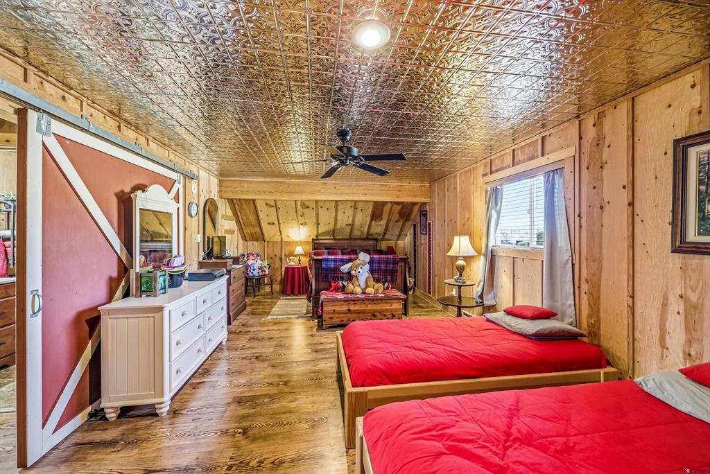 36639 M50 Road Property Photo 44