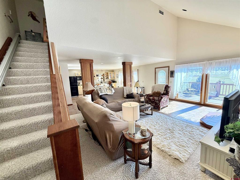 10528 Bostwick Park Road Property Photo 4