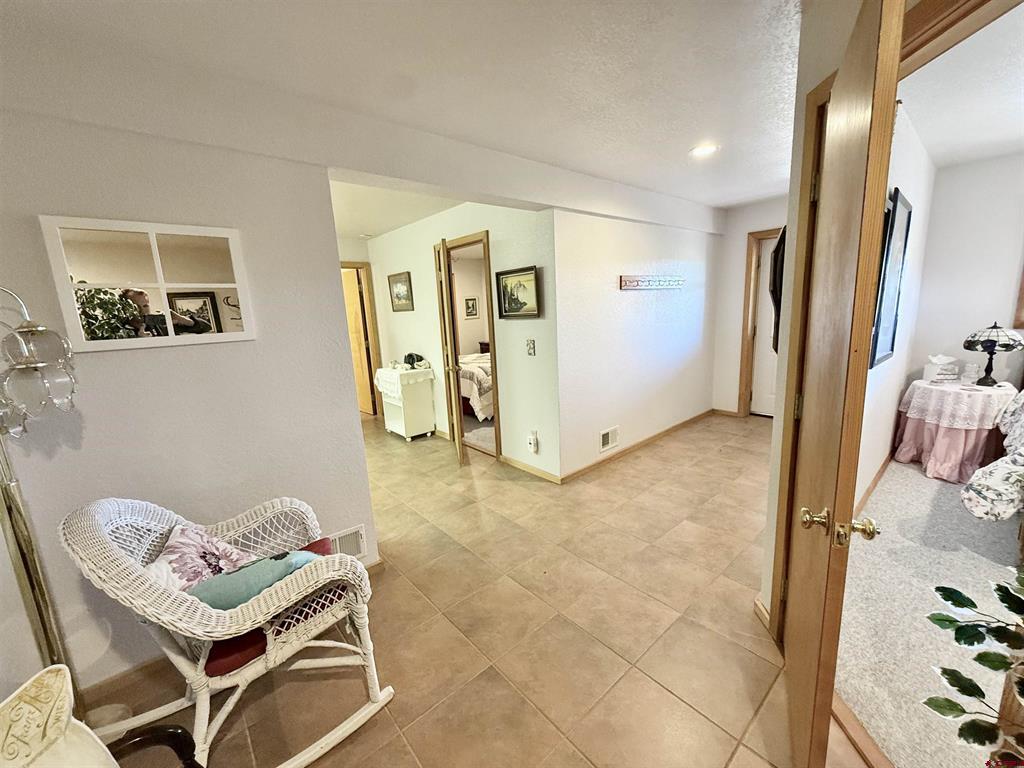 10528 Bostwick Park Road Property Photo 20