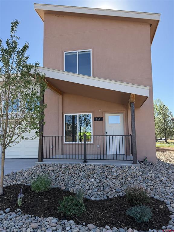 120 Manzano Circle Property Photo 1