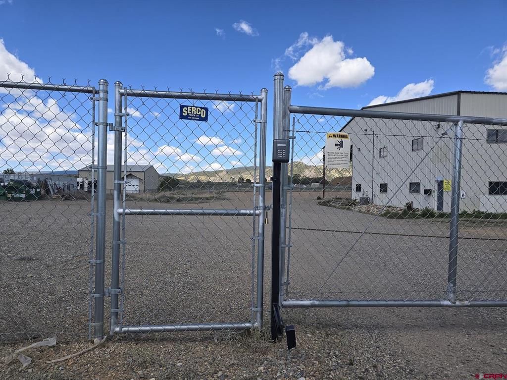 170 S Skylane Property Photo 5