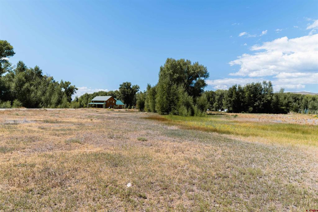 199 Kokanee Court Property Photo 10