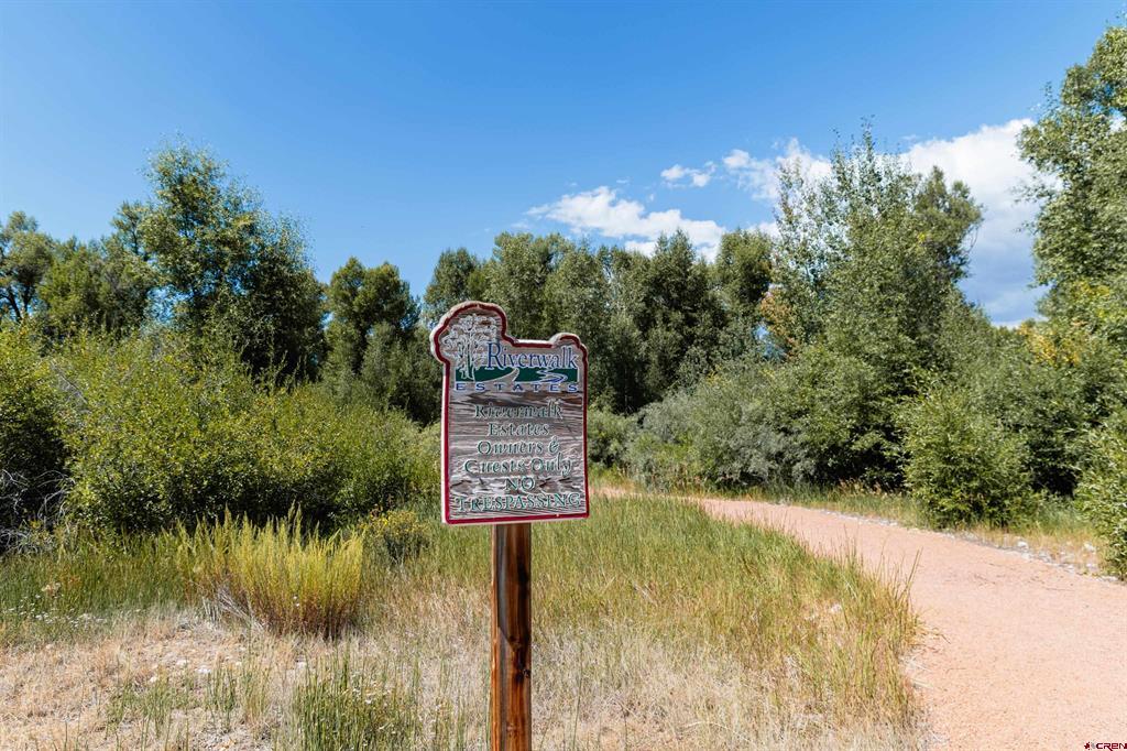 199 Kokanee Court Property Photo 12