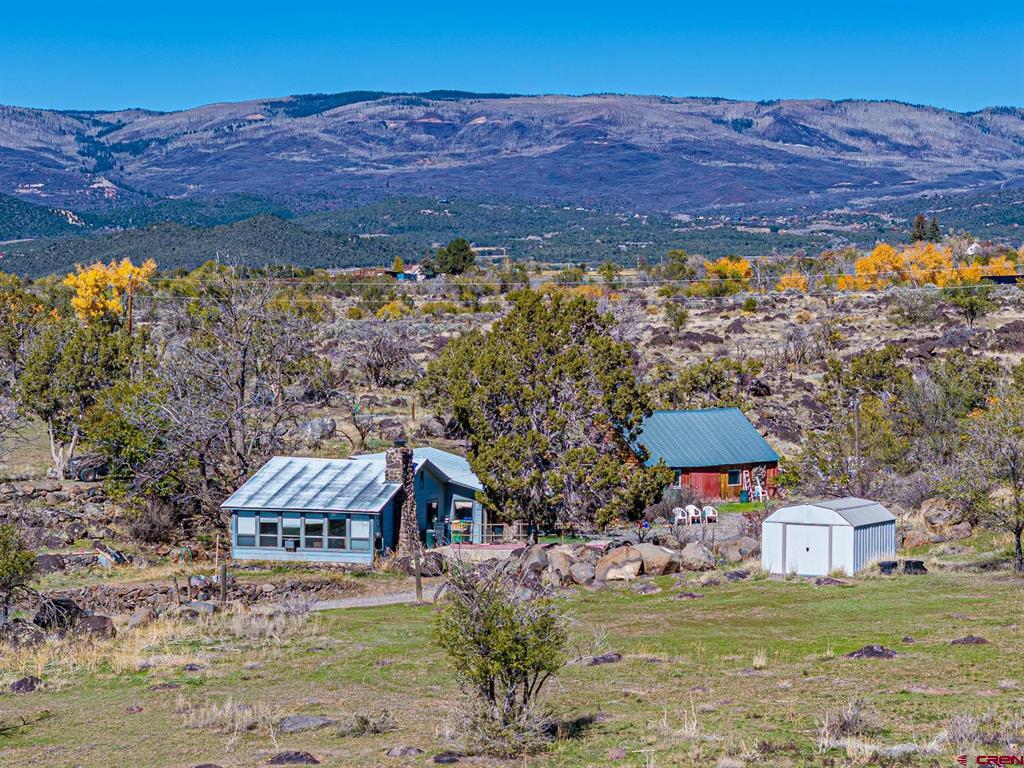 480 NW Cedar Avenue Property Photo 1