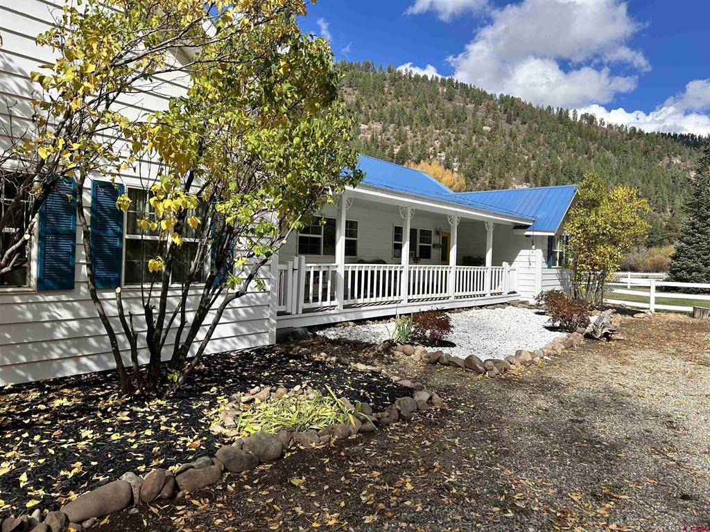 25075 38.1 Road Property Photo 1