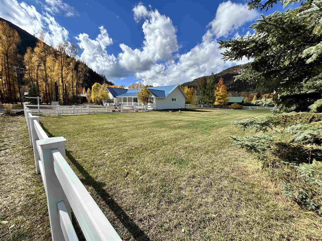 25075 38.1 Road Property Photo 7