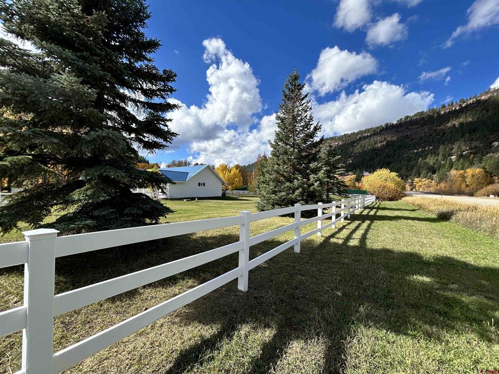 25075 38.1 Road Property Photo 9