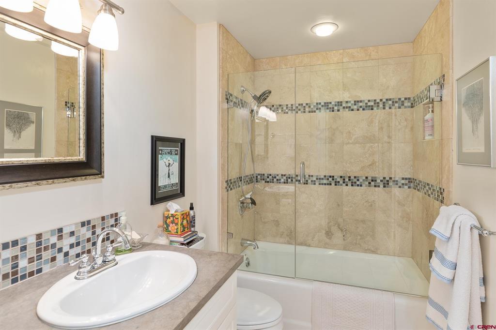 721 E Columbia Property Photo 38