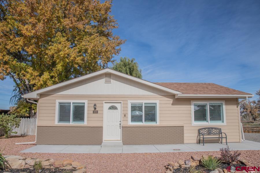 490 6403 Property Photo 4