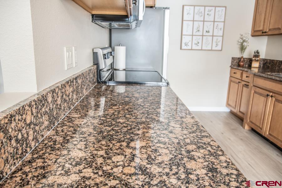 490 6403 Property Photo 8