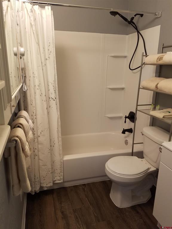925 1st Avenue Property Photo 32