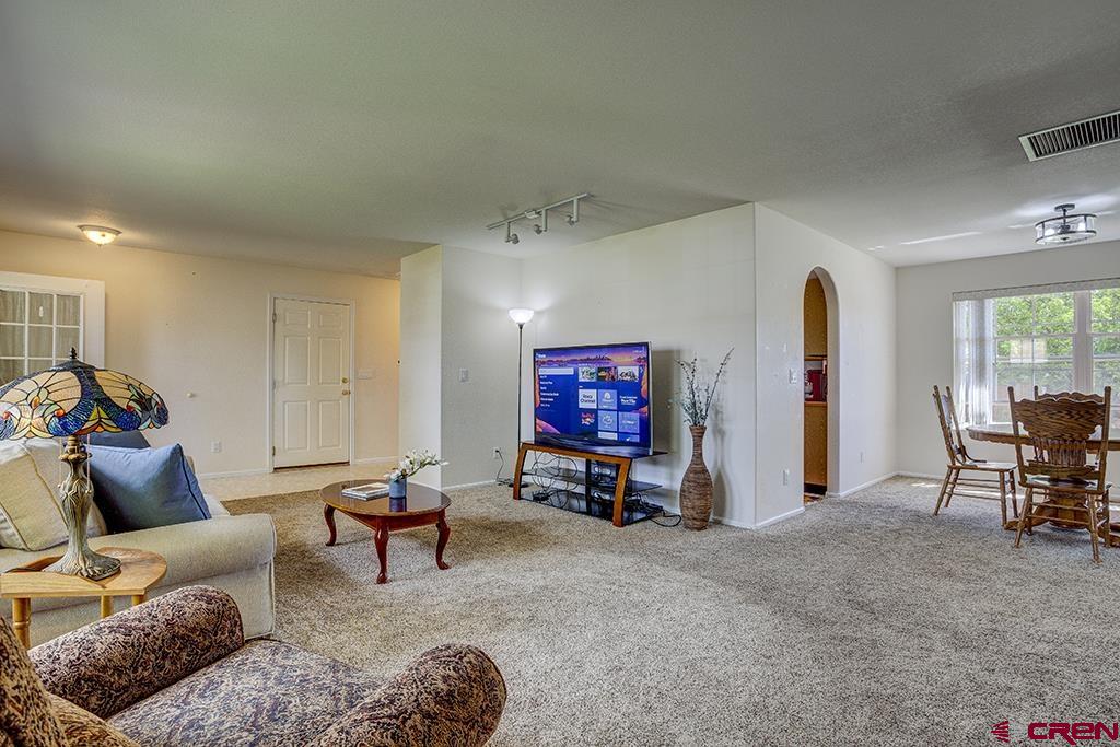 510 N Texas Street Property Photo 6