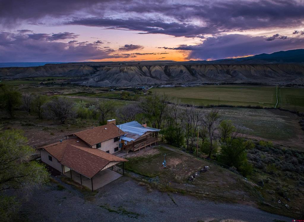 14951 & 14594 Cliffside Road Property Photo 1