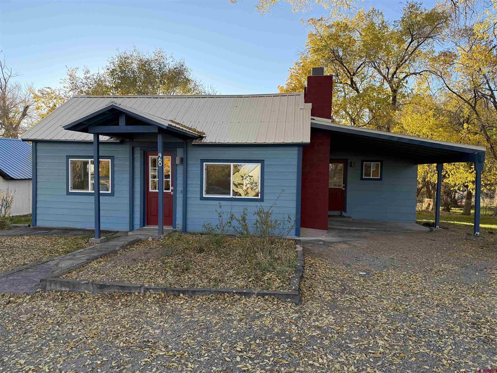 460 Fox Street Property Photo 4