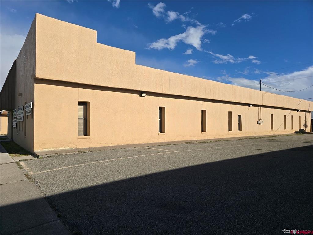 422 4th Street Property Photo 1