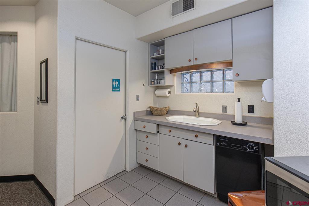 1221 Main Avenue Property Photo 14
