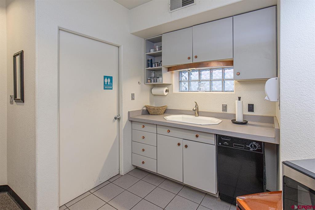 1221 Main Avenue Property Photo 16