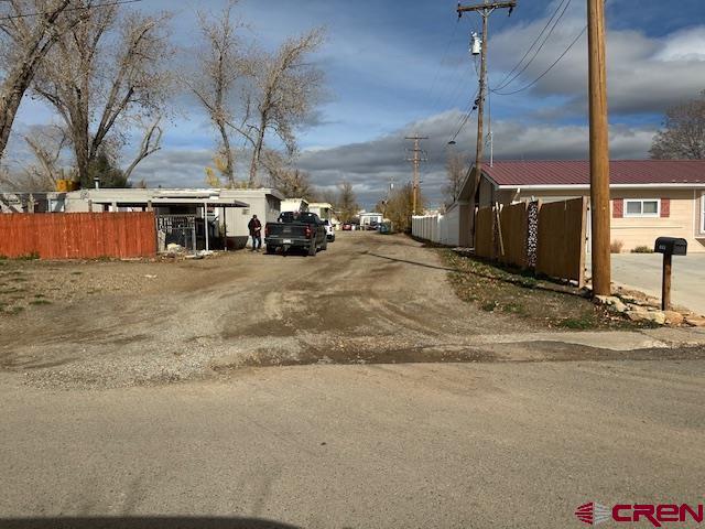 520 E 2nd Street Property Photo 2