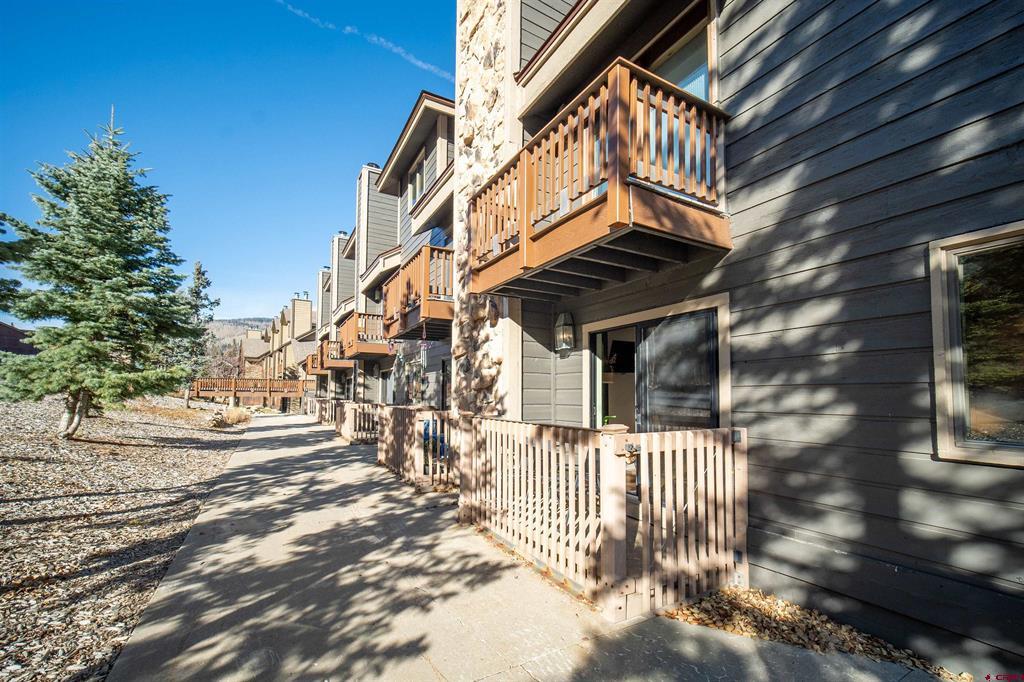 50827 N Highway 550 Property Photo 16