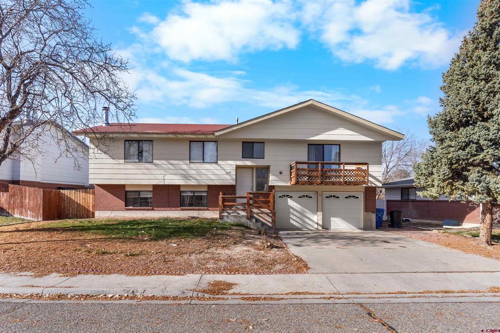 1248 Leeds Avenue Property Photo 1