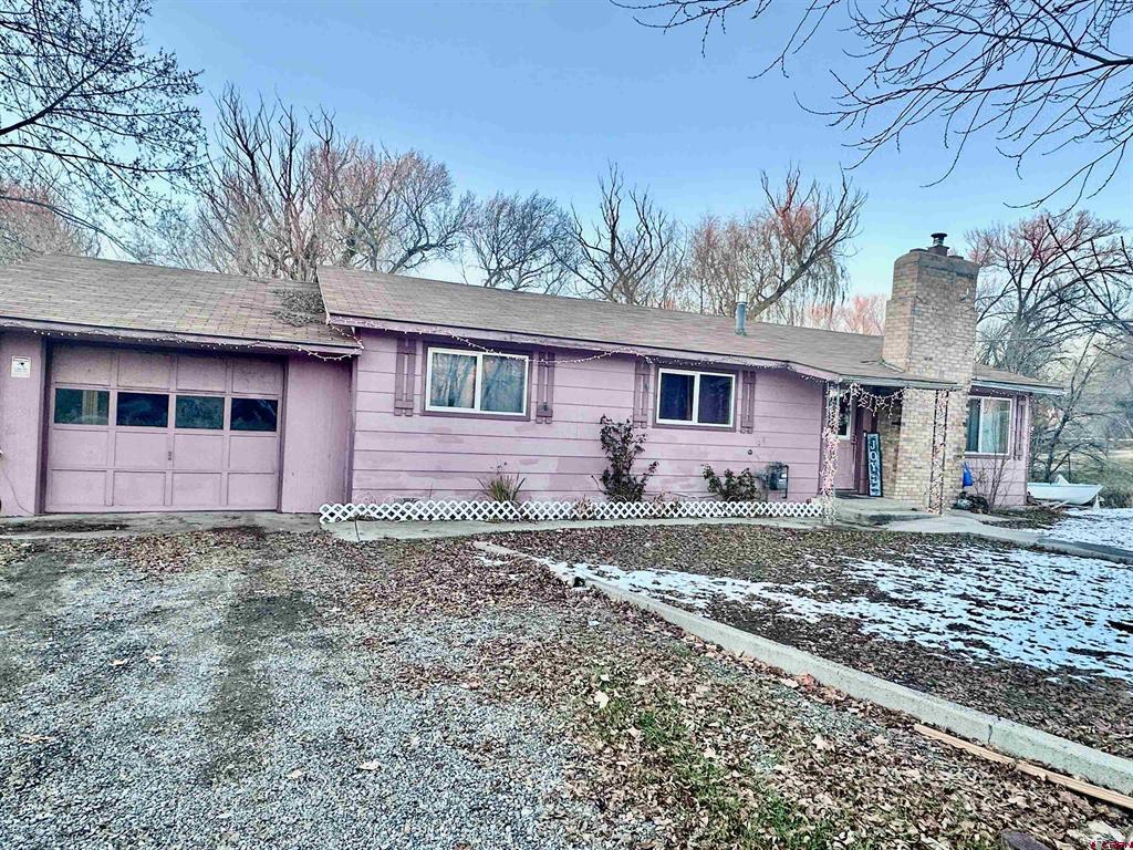 14211 Highway 65 Property Photo 1