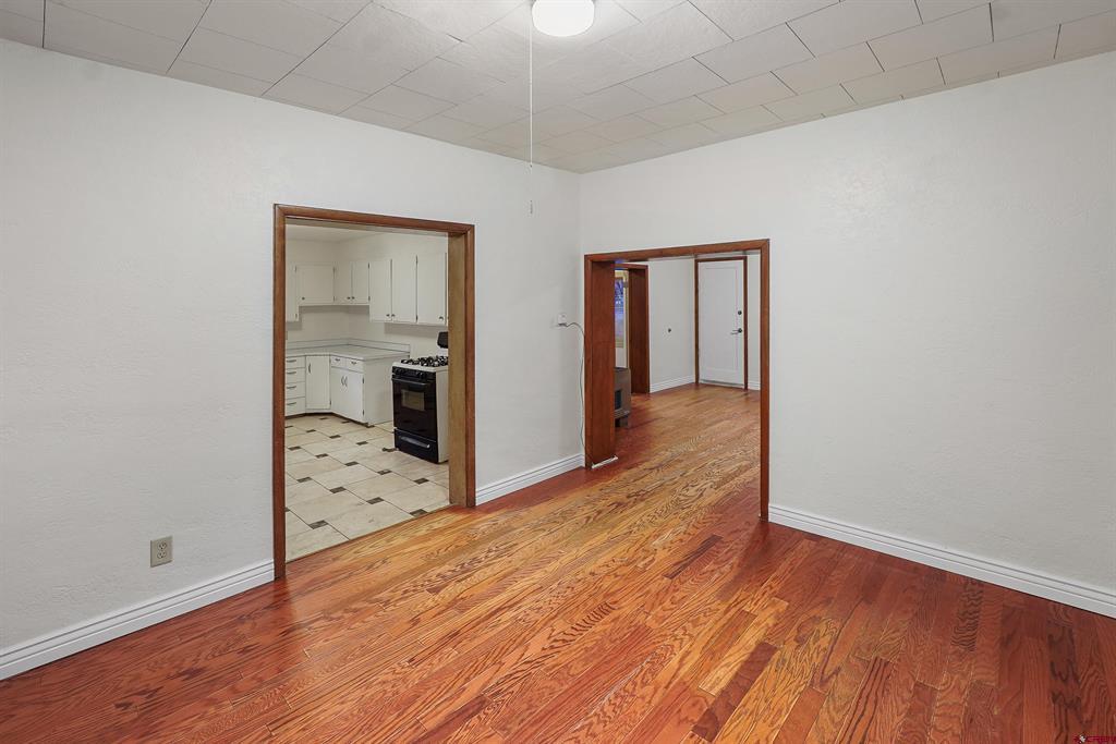 562 E 1st Street Property Photo 6