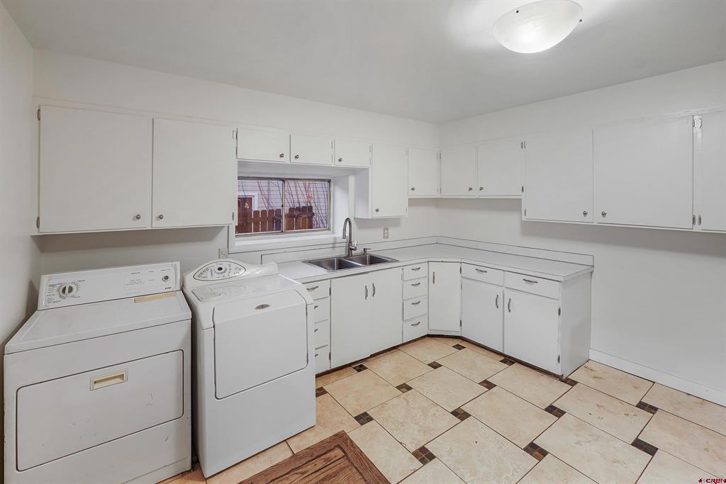 562 E 1st Street Property Photo 8