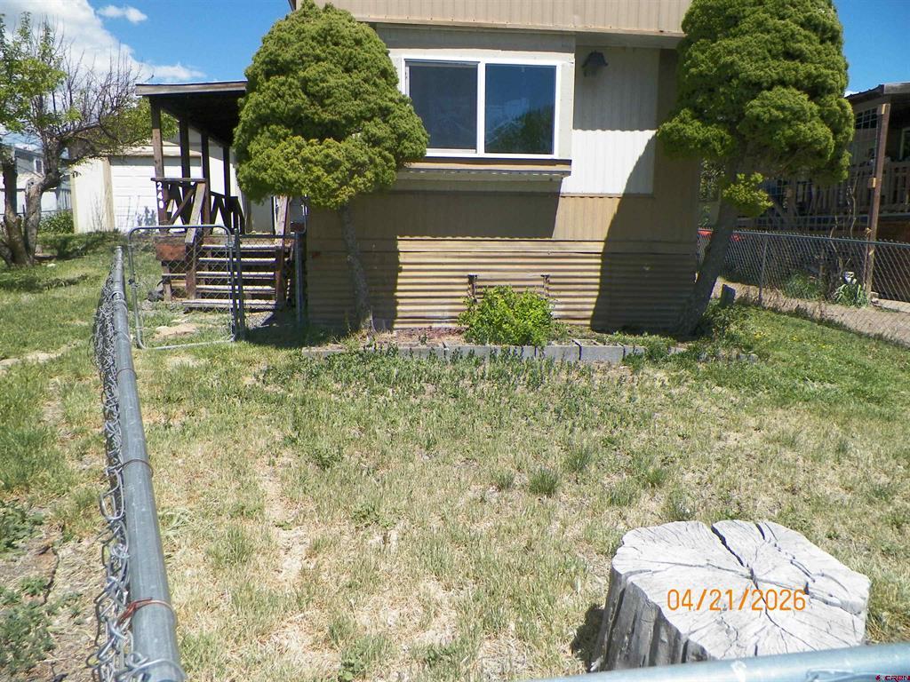 240 Sw 13th Circle Property Photo 2
