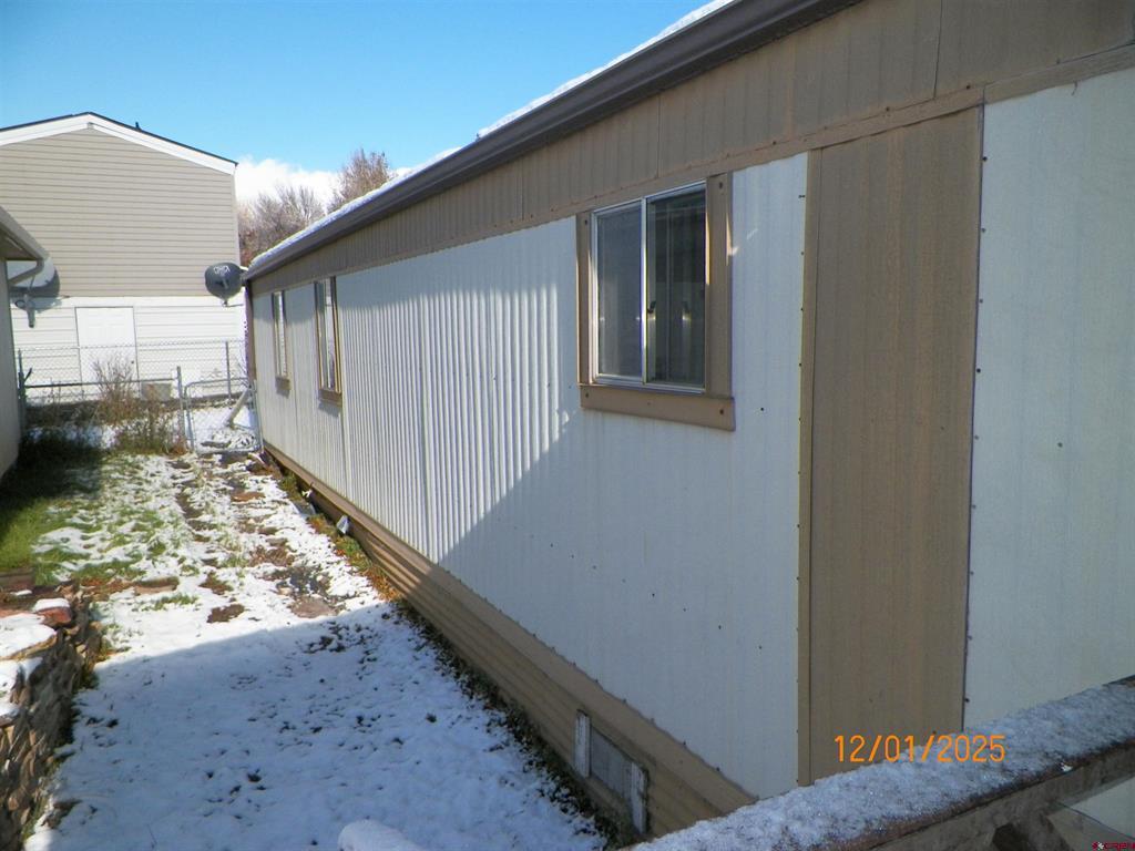 240 Sw 13th Circle Property Photo 7