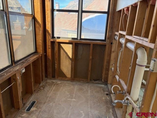 311 4th Street Property Photo 28